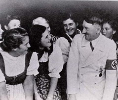 Hitler_Girls__School_Berchtesgaden_jk_mod.jpg