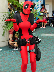 lady_deadpool_cosplay1.jpg