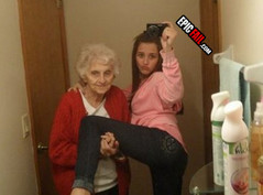 sexy-fail-take-photo-grandma.jpg sexy-fail-take-photo-grandma.jpg