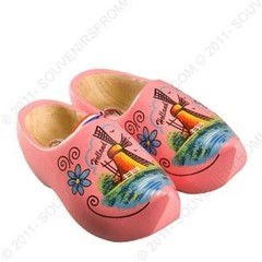 wooden-shoes footwear-pink-windmill-.jpg