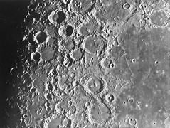 moon1.jpg