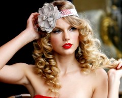 Taylor-Swift-Hot-Red-Lips-HD-Wallpa.jpg