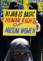 Muslim woman full viel.jpg