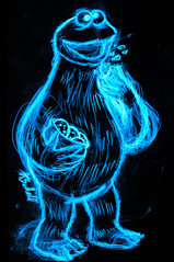 cookie_monster_neon_by_alanschell-d5buczv.jpg
