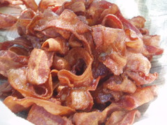 Lots_of_bacon.jpg Lots_of_bacon.jpg