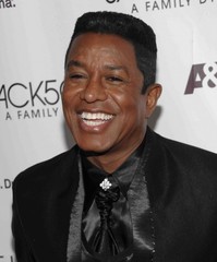 jermaine-jackson-smile-575x693.jpg