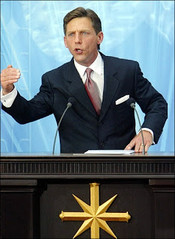 David-Miscavige.jpg