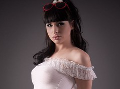Bailey Jay.jpg