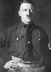 110740-young-adolf-hitler.jpg