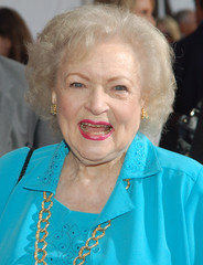 BettyWhiteJune09.jpg