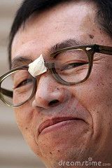 asian-man-broken-glasses-5238508.jpg