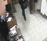 1385432021414.gif