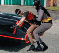 batmanhump1hi.gif