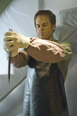 Dexter_S7_Still_PK_710_0967.jpeg
