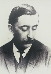 220px-Lafcadio_Hearn_portrait.jpg