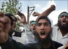 3231230758_Angry_Muslim2_xlarge.jpeg