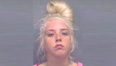 Tenn girl packs vagina & ass.jpg