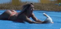 ducky_pul_girl.gif
