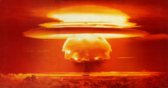 bomb-H-explosion.jpg