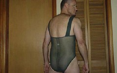 GreenLingerie_1742802c.jpg