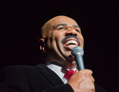 Steve-Harvey-Comedy-620x480.jpg