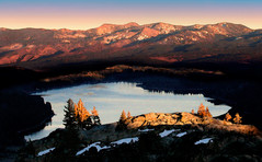Sierra nevada Donner_Lake_Sunset.jpg