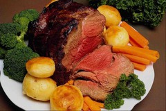 Roast Beef with carrots n greens.jpg