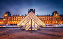 Louvre.jpg