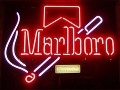 426230__marlboro-neon_p.jpg