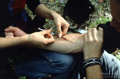004-Kosovo-Drug-addiction-Heroin-Injection-2001.jpg