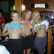 Mardi Gras three girls flash_party_.jpg