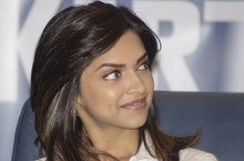 Deepika-Padukone1jpg