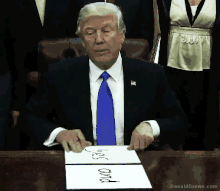 DonaldDraws1493479432531.gif