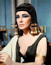 Egyptian woman Liz.jpg