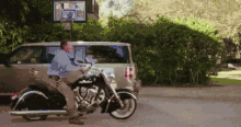 WILL-BIKE.gif