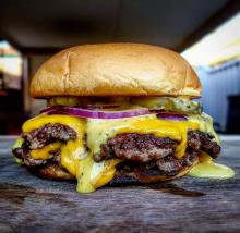 Cheeseburger-1.jpg