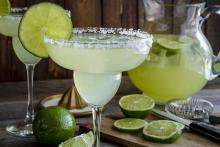 Margarita Glass and pitcher for 16.jpg