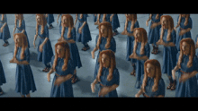 CLONES 200.gif