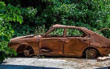Rusted Car_.jpg