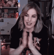 CLAP fast-clap-framerate-clap.gif